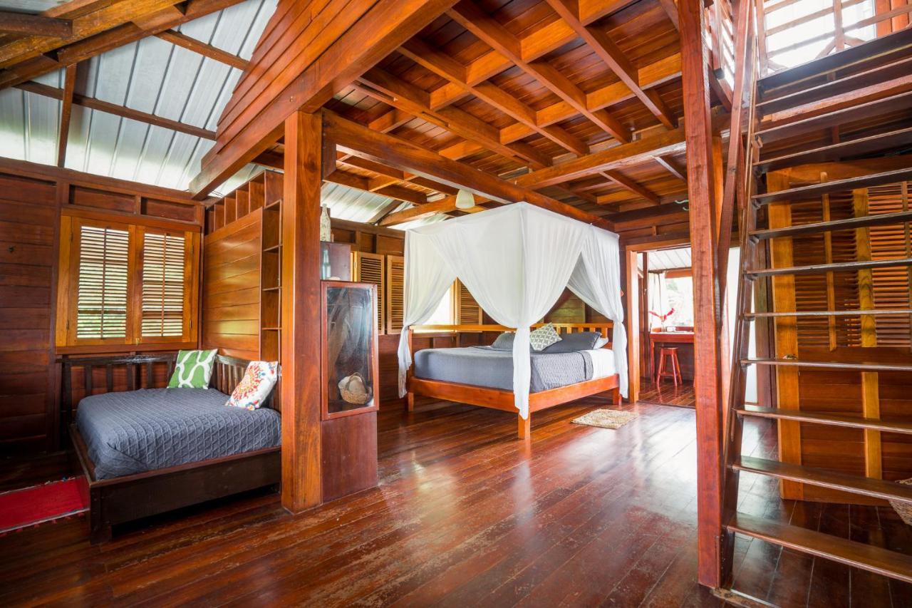 Eclypse De Mar Acqua Lodge Бастиментос Екстериор снимка