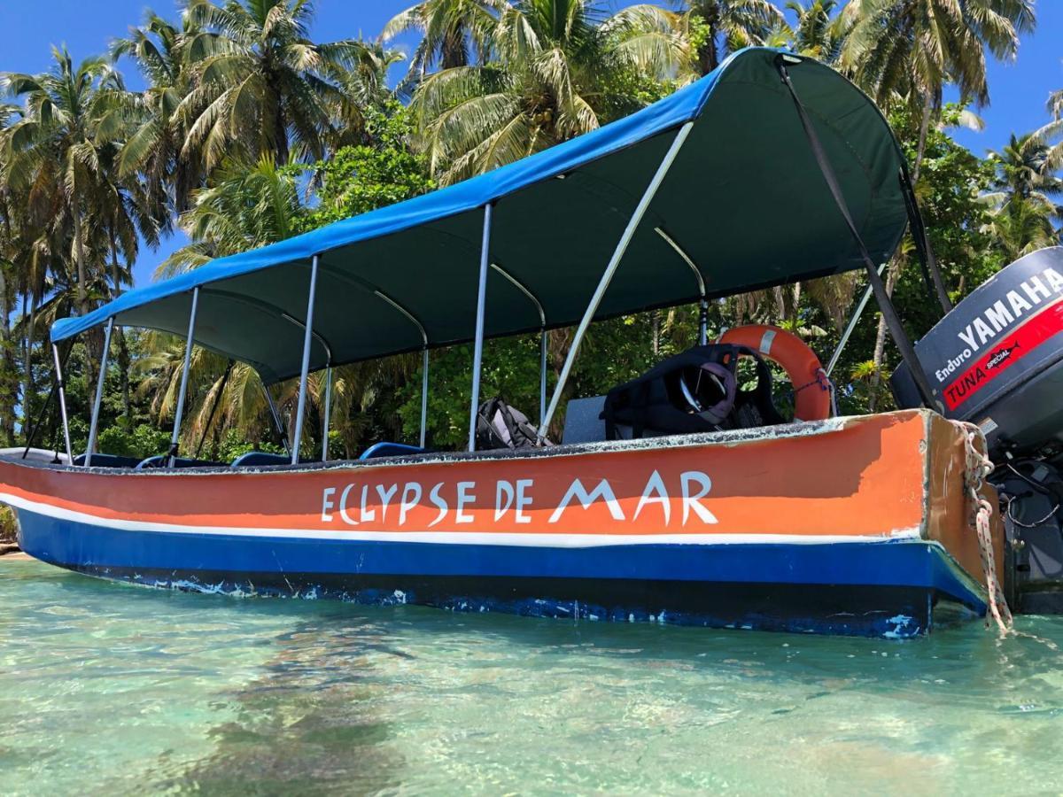 Eclypse De Mar Acqua Lodge Бастиментос Екстериор снимка