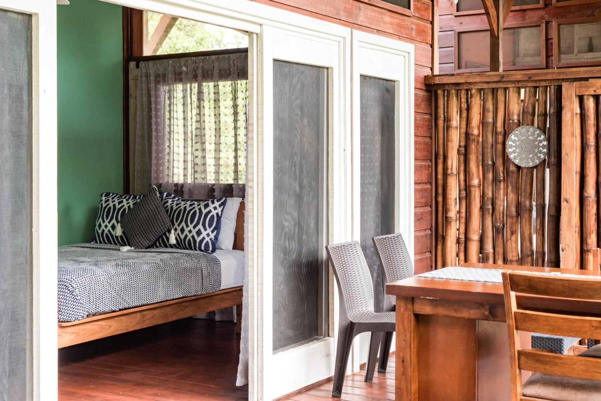 Eclypse De Mar Acqua Lodge Бастиментос Екстериор снимка