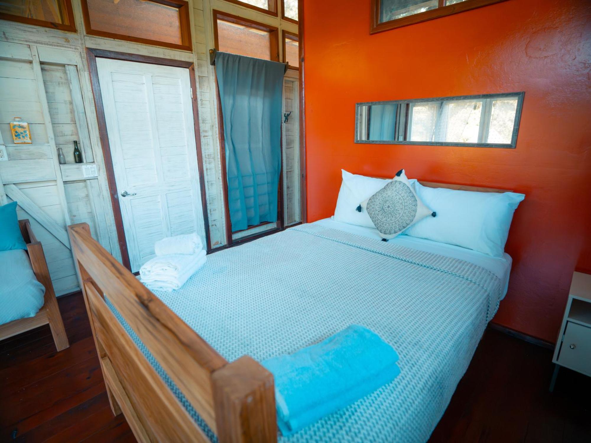 Eclypse De Mar Acqua Lodge Бастиментос Екстериор снимка